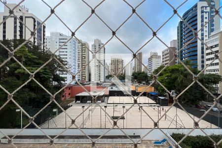 Apartamento à venda com 198m², 4 quartos e 2 vagas Apartamento à venda com 198m², 4 quartos e 2 vagasVista