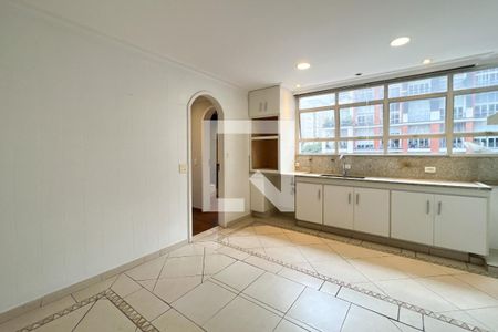 Apartamento à venda com 198m², 4 quartos e 2 vagas Apartamento à venda com 198m², 4 quartos e 2 vagasCozinha