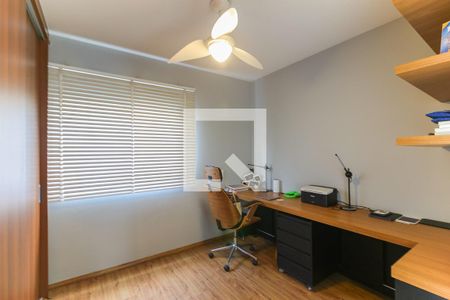 Apartamento para alugar com 170m², 3 quartos e 3 vagas Apartamento para alugar com 170m², 3 quartos e 3 vagasQuarto 2