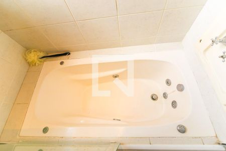 Apartamento para alugar com 170m², 3 quartos e 3 vagas Apartamento para alugar com 170m², 3 quartos e 3 vagasBanheiro da Suíte 1