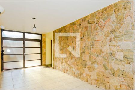 Casa à venda com 225m², 3 quartos e 8 vagasGaragem