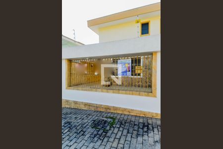 Casa à venda com 225m², 3 quartos e 8 vagasPlaquinha