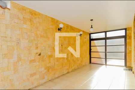 Casa à venda com 225m², 3 quartos e 8 vagasGaragem