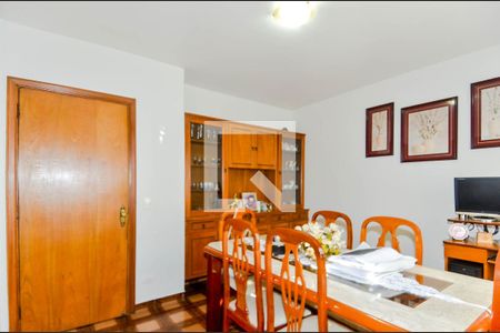 Casa à venda com 225m², 3 quartos e 8 vagasSala de Jantar