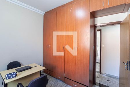 Quarto 1 de apartamento para alugar com 2 quartos, 135m² em Nova Cachoeirinha, Belo Horizonte