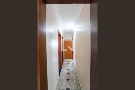 Corredor de apartamento para alugar com 2 quartos, 135m² em Nova Cachoeirinha, Belo Horizonte