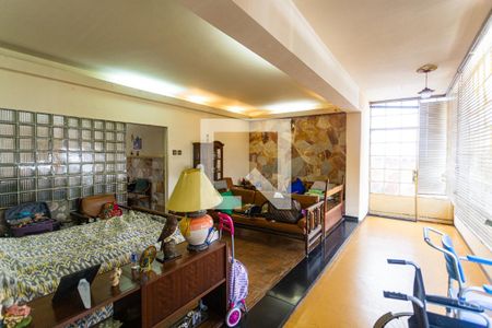 Sala 1 da Casa Principal de casa à venda com 5 quartos, 373m² em Floresta, Belo Horizonte
