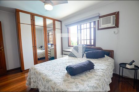 Quarto 1 de casa de condomínio para alugar com 5 quartos, 460m² em Mata Paca, Niterói