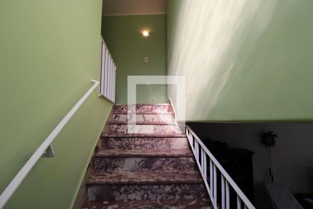 Escada de casa para alugar com 3 quartos, 142m² em Água Fria, São Paulo