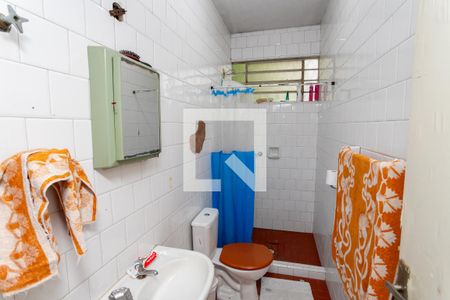 Casa à venda com 180m², 4 quartos e 1 vaga Casa à venda com 180m², 4 quartos e 1 vagaBanheiro 1