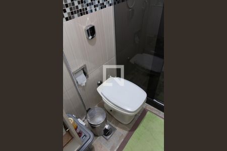 Apartamento à venda com 113m², 3 quartos e 2 vagas Apartamento à venda com 113m², 3 quartos e 2 vagasBanheiro da Suíte