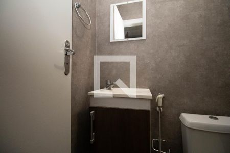 Banheiro da Suíte de kitnet/studio para alugar com 1 quarto, 49m² em Asa Norte, Brasília