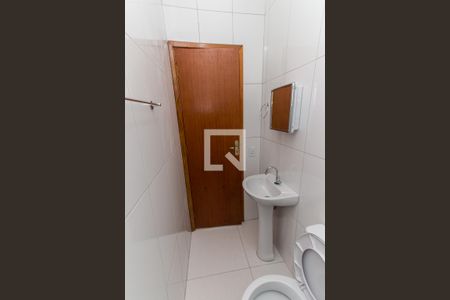 Casa para alugar com 42m², 1 quarto e sem vaga Casa para alugar com 42m², 1 quarto e sem vagaBanheiro