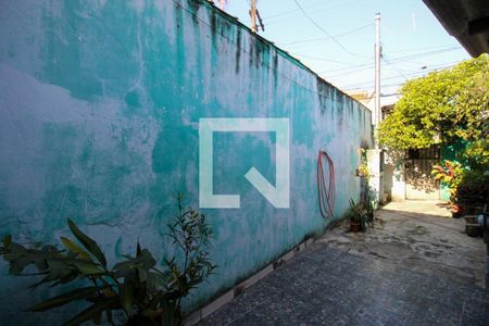 Casa para alugar com 100m², 2 quartos e sem vagaQuintal