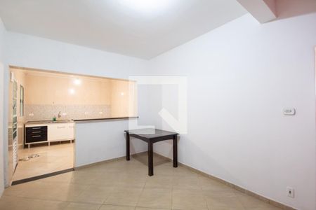Casa para alugar com 100m², 3 quartos e 1 vagaSala