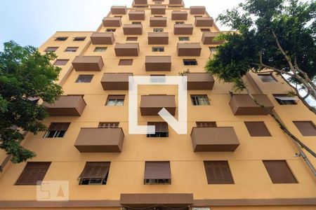 Studio para alugar com 33m², 1 quarto e sem vaga Studio para alugar com 33m², 1 quarto e sem vagaFachada