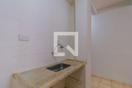 Studio para alugar com 33m², 1 quarto e sem vaga Studio para alugar com 33m², 1 quarto e sem vagaCozinha