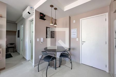 Studio para alugar com 40m², 1 quarto e 1 vaga Studio para alugar com 40m², 1 quarto e 1 vagaSala