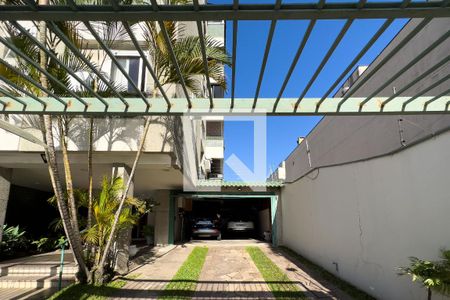 Apartamento à venda com 244m², 4 quartos e 2 vagas Apartamento à venda com 244m², 4 quartos e 2 vagasGaragem