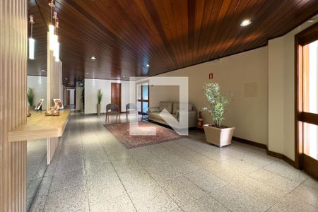 Apartamento à venda com 244m², 4 quartos e 2 vagas Apartamento à venda com 244m², 4 quartos e 2 vagasÁrea comum