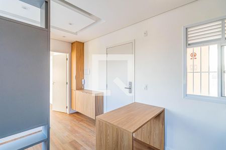 Cozinha de apartamento para alugar com 1 quarto, 29m² em Jardim Trussardi, São Paulo