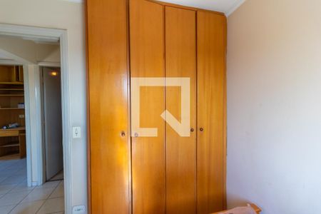 Apartamento à venda com 70m², 3 quartos e 1 vagaQuarto 2 - Armários