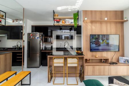 Sala/Cozinha de apartamento à venda com 2 quartos, 43m² em Vila São João, Guarulhos