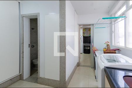 Apartamento à venda com 103m², 3 quartos e 1 vagaÁrea de serviço