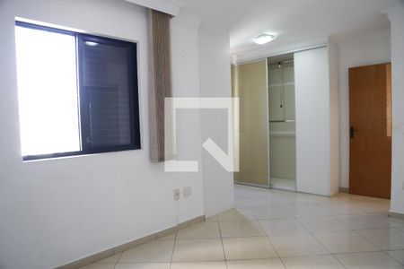 Apartamento à venda com 131m², 3 quartos e 2 vagasSuíte 2
