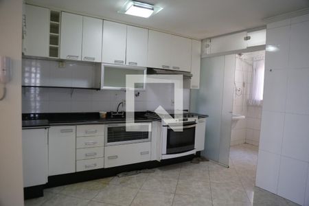 Apartamento à venda com 131m², 3 quartos e 2 vagasCozinha