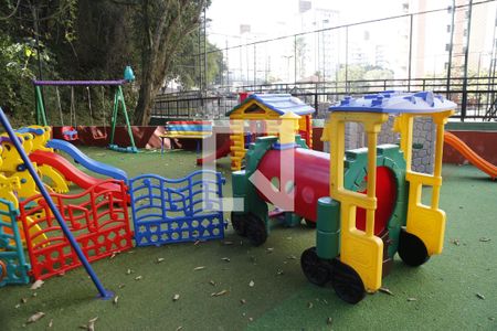 Apartamento à venda com 131m², 3 quartos e 2 vagasPlayground