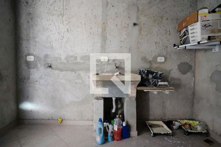 Casa para alugar com 45m², 2 quartos e sem vagaÁrea de Serviço