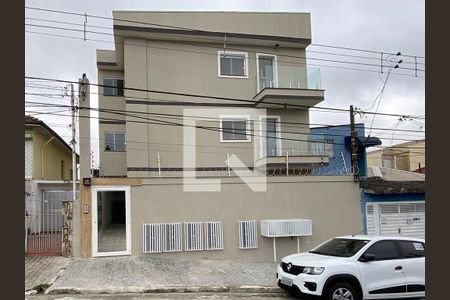 Casa de condomínio para alugar com 47m², 2 quartos e sem vaga Casa de condomínio para alugar com 47m², 2 quartos e sem vagaFachada