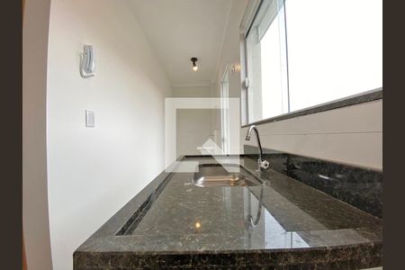 Casa de condomínio para alugar com 47m², 2 quartos e sem vaga Casa de condomínio para alugar com 47m², 2 quartos e sem vagaCozinha