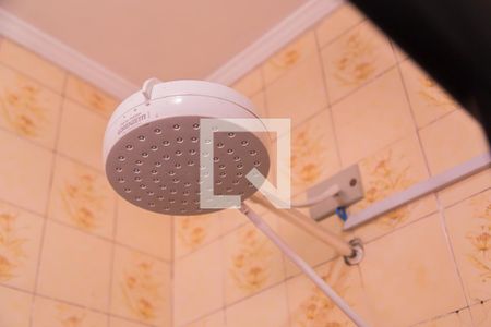 Casa à venda com 157m², 2 quartos e 2 vagasBanheiro - Chuveiro