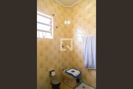 Casa à venda com 157m², 2 quartos e 2 vagasBanheiro