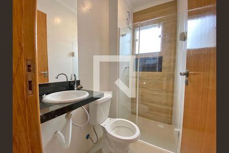 Casa de condomínio à venda com 33m², 1 quarto e sem vaga Casa de condomínio à venda com 33m², 1 quarto e sem vagaBanheiro