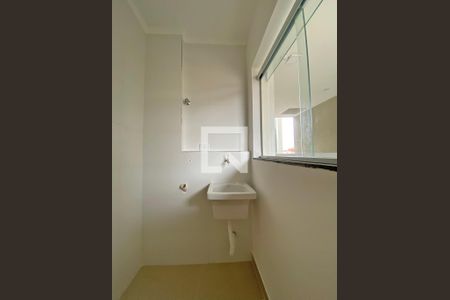 Casa de condomínio à venda com 33m², 1 quarto e sem vaga Casa de condomínio à venda com 33m², 1 quarto e sem vagaÁrea de Serviço