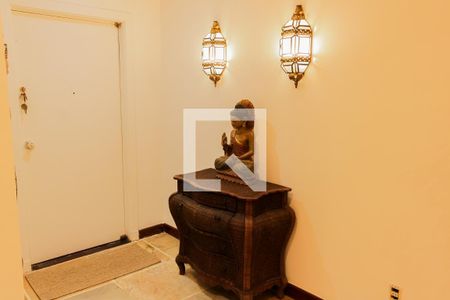 Elevador Privativo de apartamento à venda com 4 quartos, 249m² em Copacabana, Rio de Janeiro