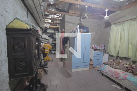 Casa à venda com 230m², 2 quartos e 3 vagasDepósito