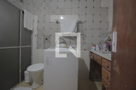 Casa à venda com 230m², 2 quartos e 3 vagasBanheiro 1