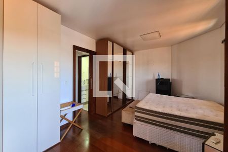 Quarto 1 de casa para alugar com 3 quartos, 343m² em Vila Alpina, São Paulo