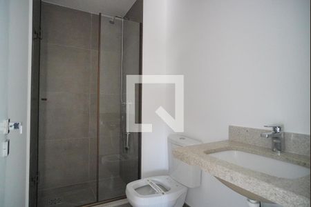 Banheiro suíte de apartamento para alugar com 2 quartos, 60m² em Jardim Lindóia, Porto Alegre