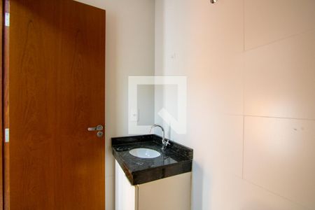 Apartamento para alugar com 115m², 2 quartos e 1 vaga Apartamento para alugar com 115m², 2 quartos e 1 vagaBanheiro social