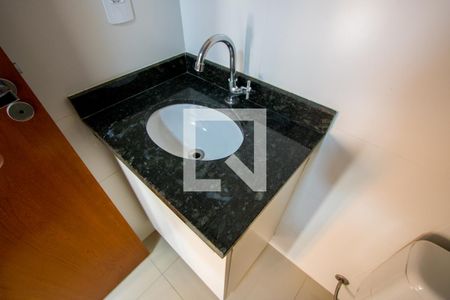 Apartamento para alugar com 115m², 2 quartos e 1 vaga Apartamento para alugar com 115m², 2 quartos e 1 vagaBanheiro social