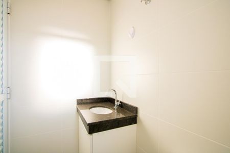 Apartamento para alugar com 115m², 2 quartos e 1 vaga Apartamento para alugar com 115m², 2 quartos e 1 vagaBanheiro social 2
