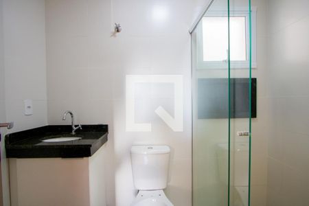Apartamento para alugar com 115m², 2 quartos e 1 vaga Apartamento para alugar com 115m², 2 quartos e 1 vagaBanheiro do quarto 1