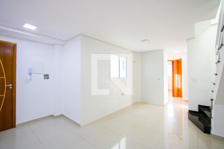 Sala/Cozinha de apartamento para alugar com 2 quartos, 115m² em Vila Santa Teresa, Santo André