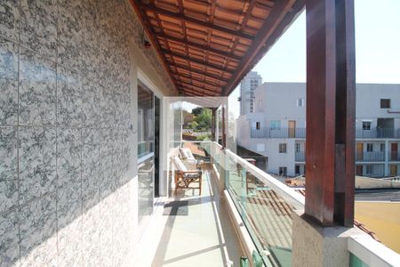 Casa à venda com 520m², 3 quartos e 6 vagasVaranda do Quarto 3