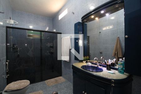 Casa à venda com 520m², 3 quartos e 6 vagasBanheiro da Suíte